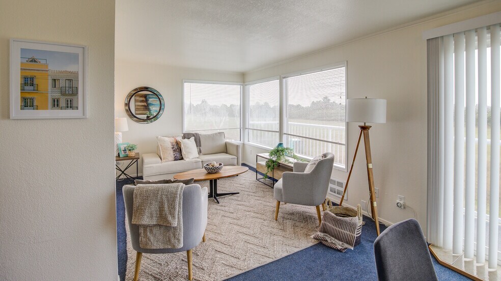 More Photos Of 605 Point Brown Ave NW, Ocean Shores Apartments For Sale