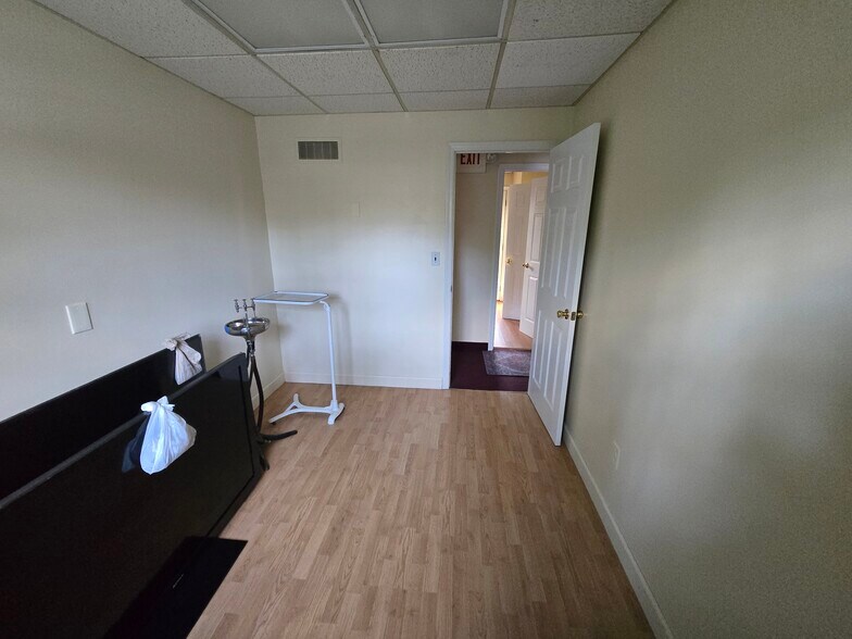 More Photos Of 200-204 N Harrison St, Princeton Medical For Sale