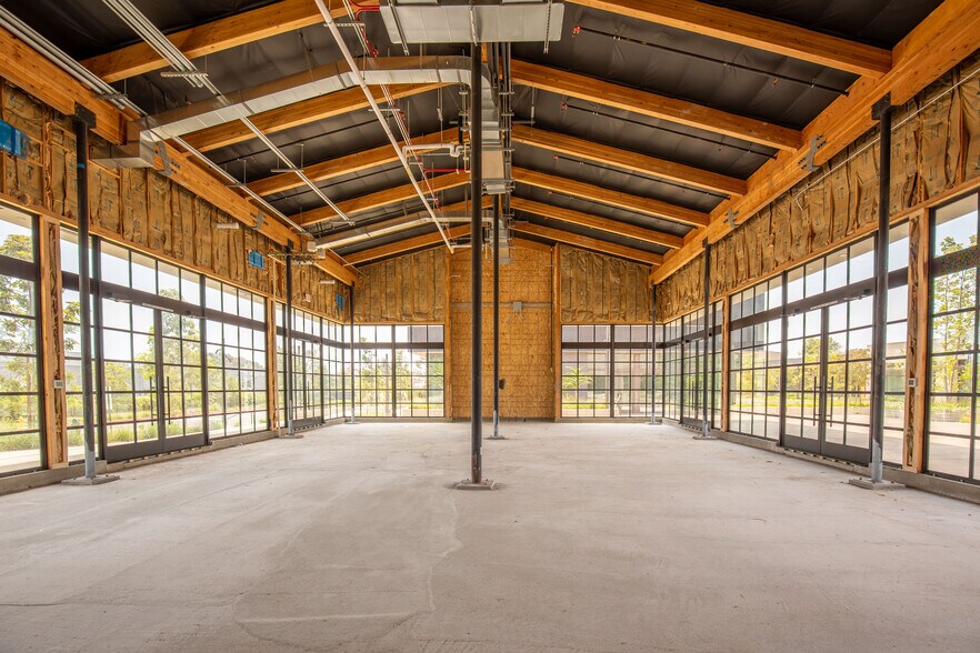 More Photos Of 23465 Civic Center Way, Malibu Unknown For Lease