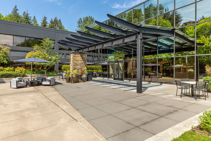 More Photos Of 3009 112th Ave NE, Bellevue Unknown For Lease