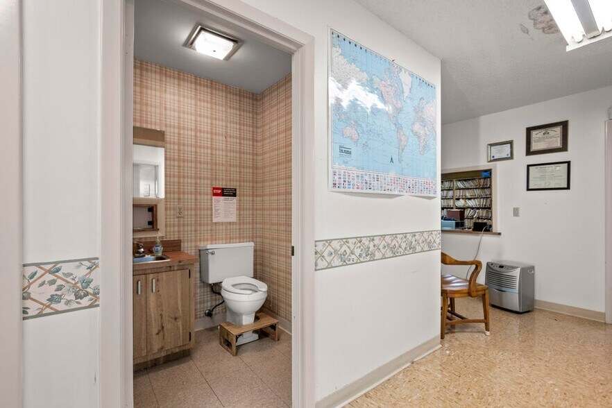 More Photos Of 1900 Nebraska Ave, Fort Pierce Medical For Sale