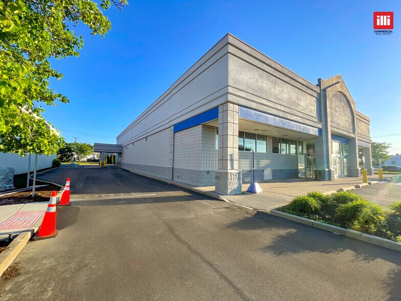 More Photos Of 3249 Sheridan Dr, Amherst Drugstore For Lease