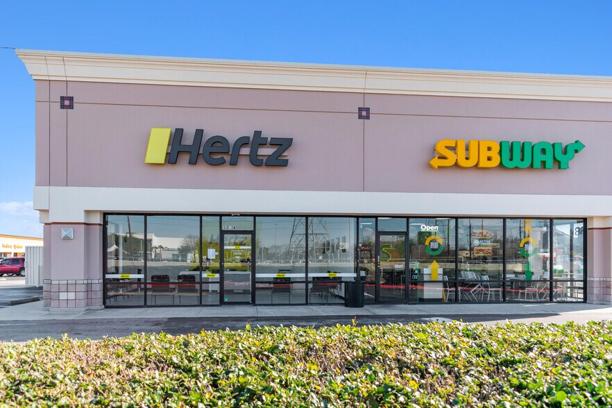 More Photos Of 132-140 FM 1960 E, Houston Freestanding For Lease