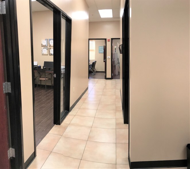 More Photos Of 1425 W Elliot Rd, Gilbert Medical For Lease
