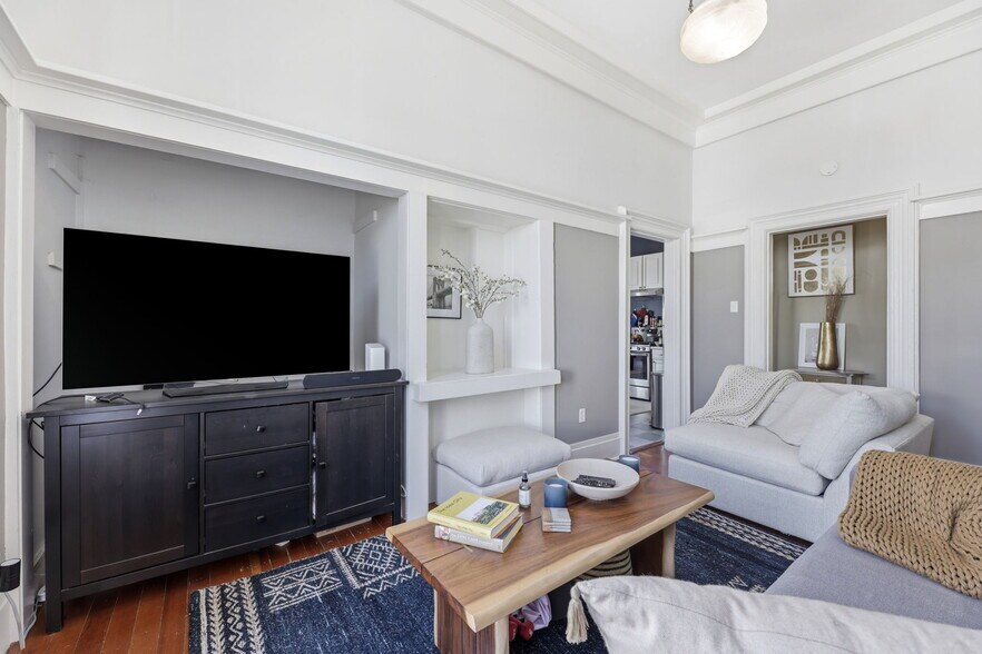 More Photos Of 1701 Church St, San Francisco Storefront Retail Residential For Sale