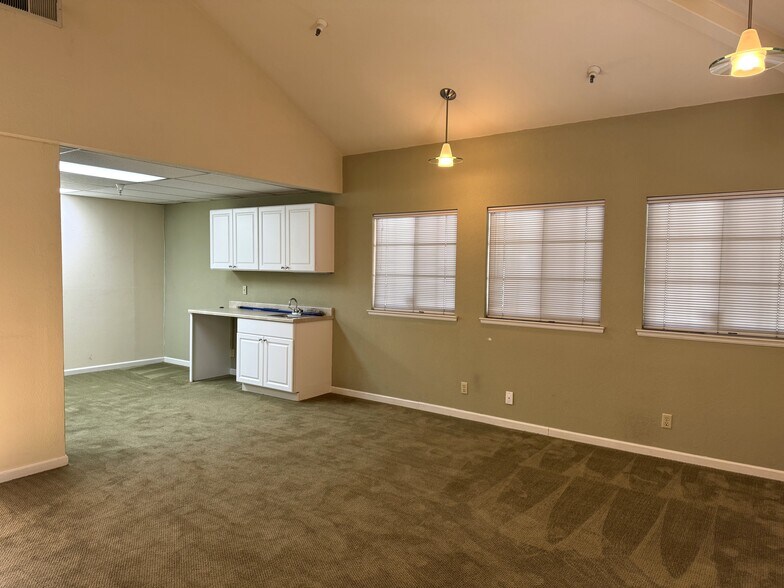 More Photos Of 13350 W Park Ave, Boulder Creek Office Residential For Sale