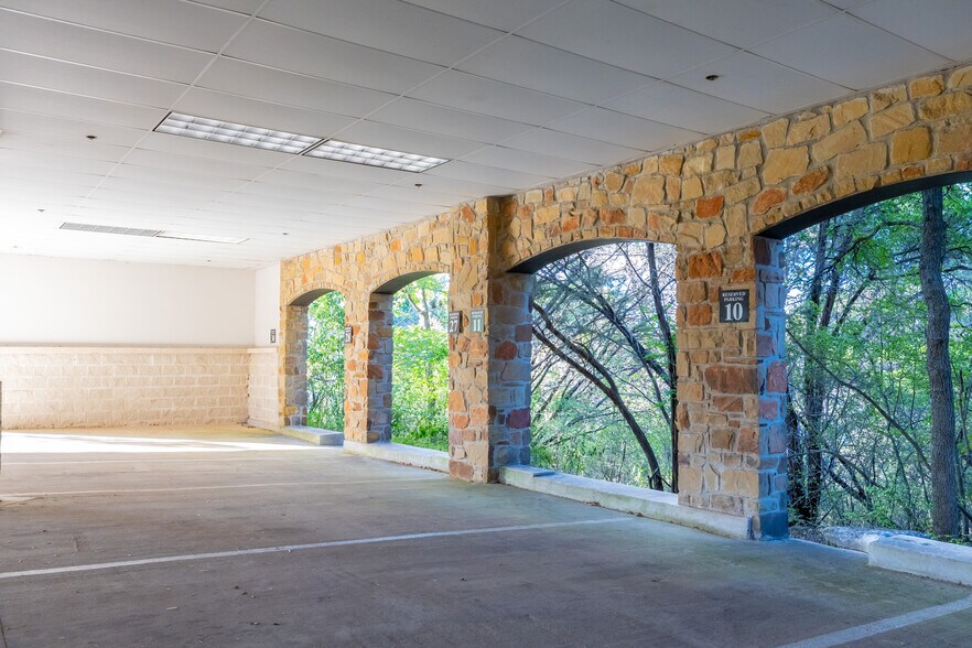 More Photos Of 7000 Bee Caves Rd, Austin Medical For Lease