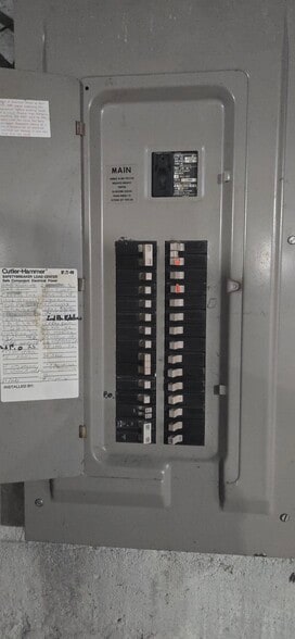 More Photos Of 4502 Fegenbush Ln, Louisville Specialty For Sale