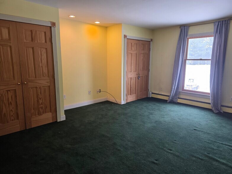 More Photos Of 56 Old State Route 12, Frenchtown Showroom For Sale