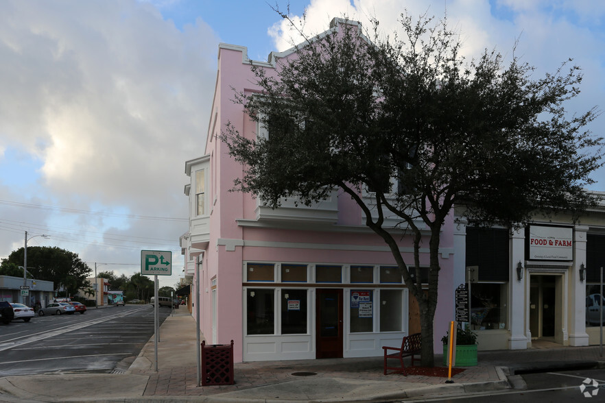 Primary Photo Of 801 Lake Ave, Lake Worth Storefront Retail Office For Sale