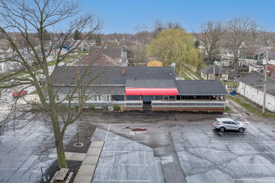 More Photos Of 227 E Cecil St, Springfield Restaurant For Sale