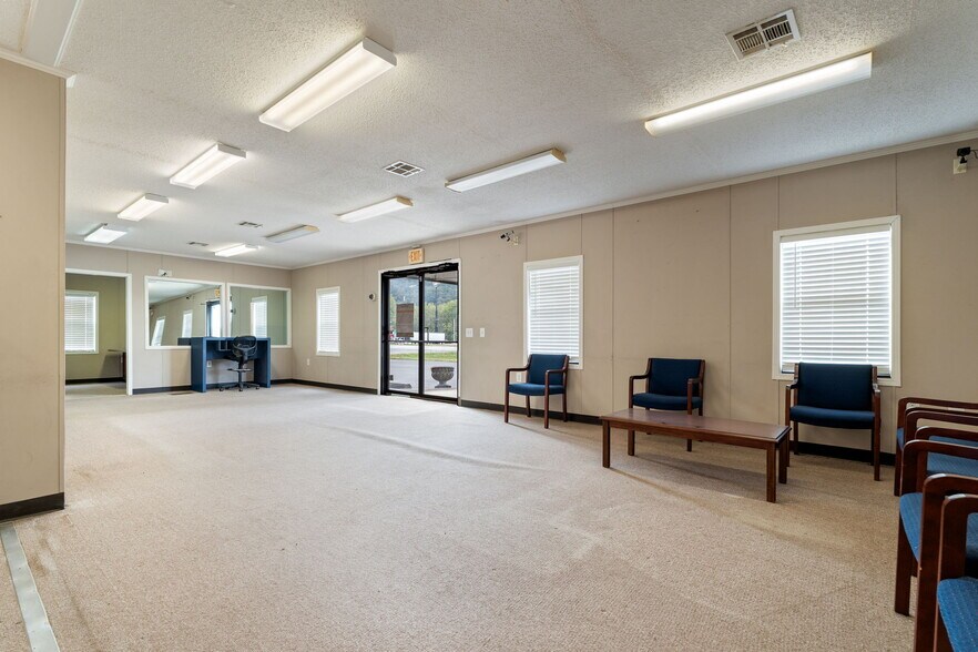 More Photos Of 5674 AL Highway 68, Collinsville Bank For Sale