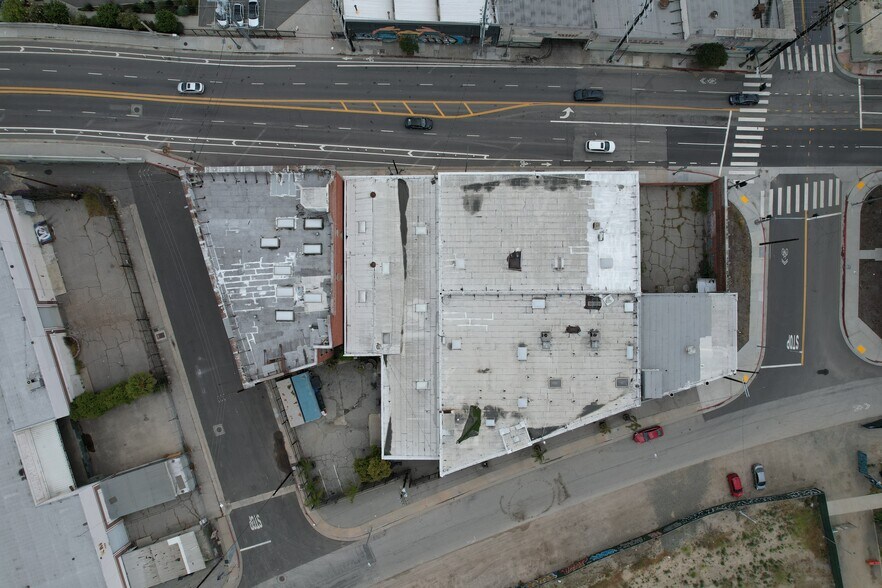 More Photos Of 1727 N Spring St, Los Angeles Industrial For Sale