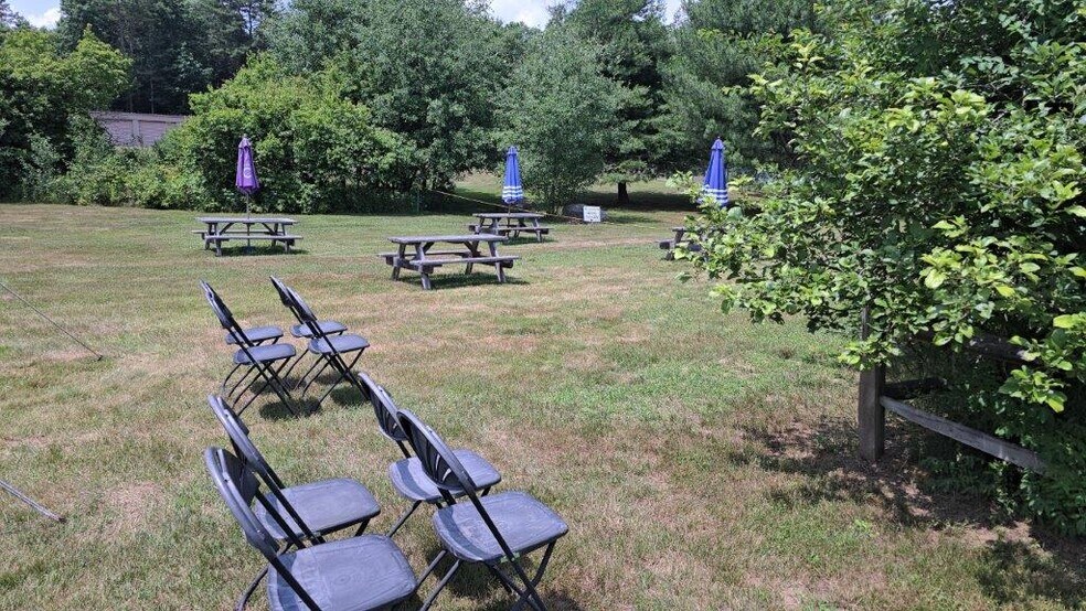 More Photos Of 643 VT-103 Rt, Chester Restaurant For Sale