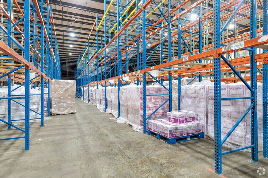 More Photos Of 475 Oberlin Ave S, Lakewood Warehouse For Lease