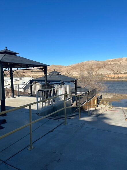 More Photos Of 1631 Hwy 95, Bullhead City Freestanding For Lease