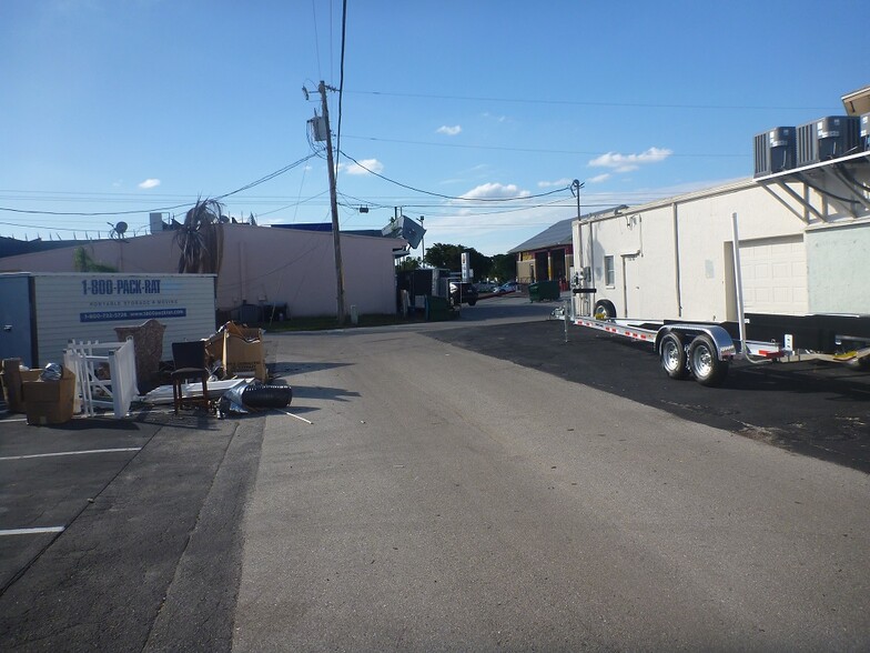 More Photos Of 1615 SE 47th Ter, Cape Coral Storefront Retail Office For Sale