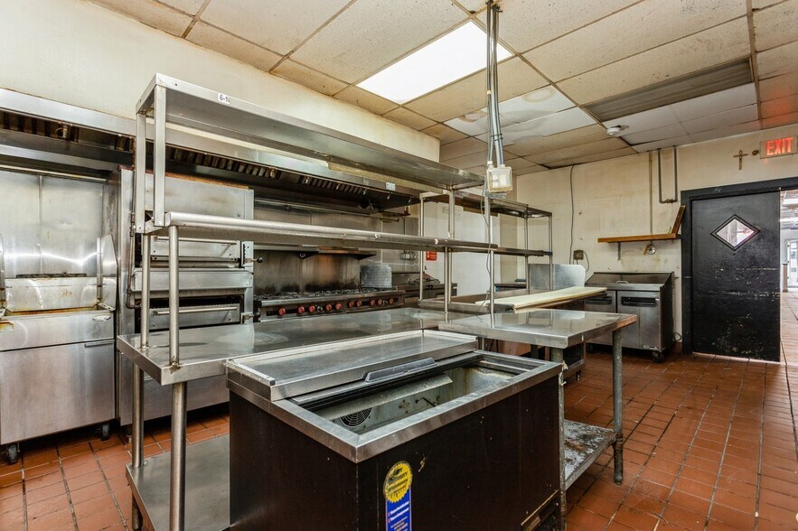 More Photos Of 84 Washington St, Norwalk General Retail For Sale