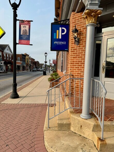 More Photos Of 24 S 3rd St, Oxford Bank For Lease