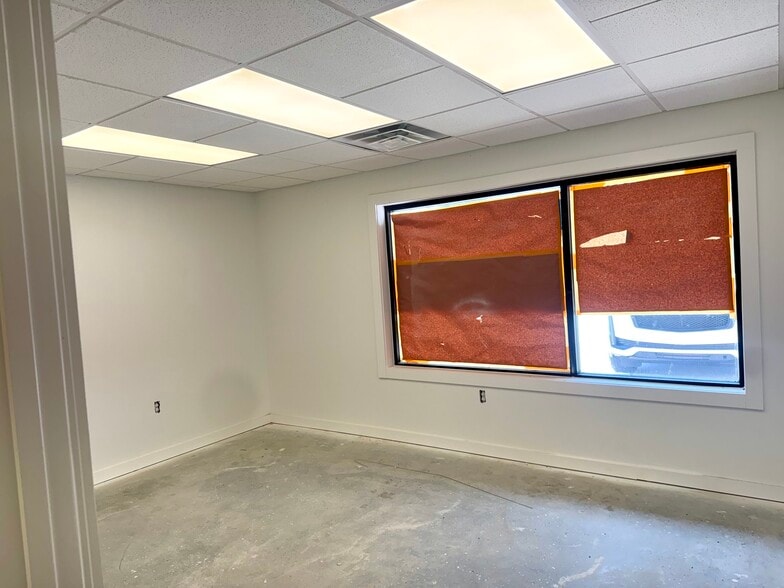 More Photos Of 201 SE 3rd St, Oklahoma City Office For Lease