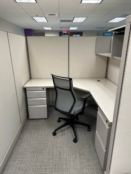 More Photos Of 125 W Romana St, Pensacola Office For Sale