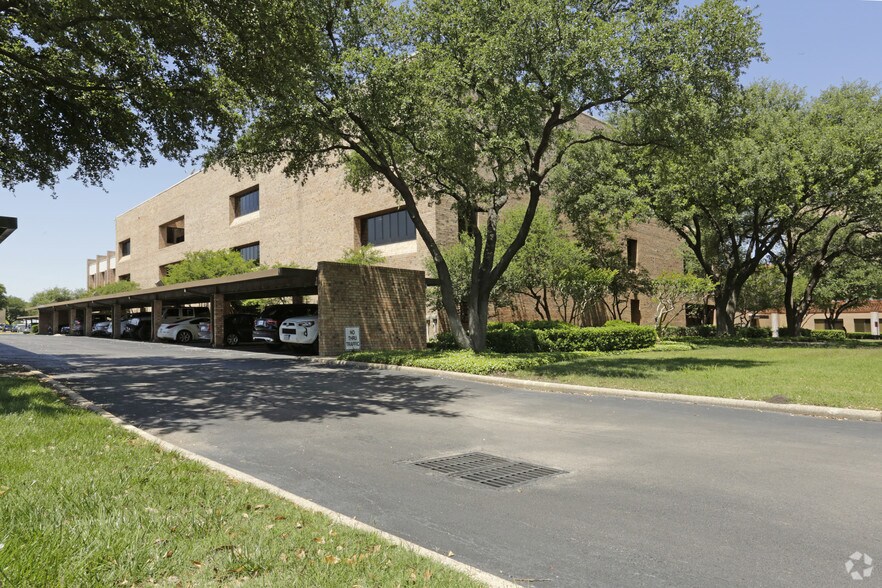 10 Medical Pky, Farmers Branch, TX 75234 Medical Office For Lease