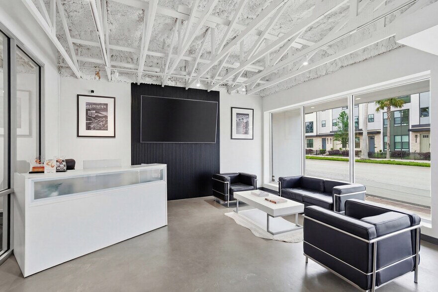 More Photos Of 1611 Atlantic Blvd, Jacksonville Storefront Retail Office For Sale