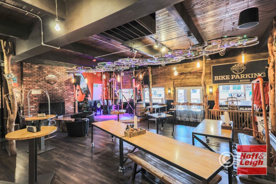 More Photos Of 2925 W Colorado Ave, Colorado Springs Restaurant For Lease