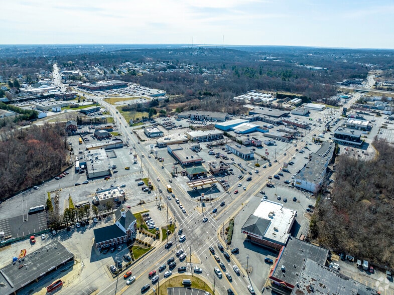 More Photos Of 1350 Hartford Ave, Johnston Fast Food For Lease