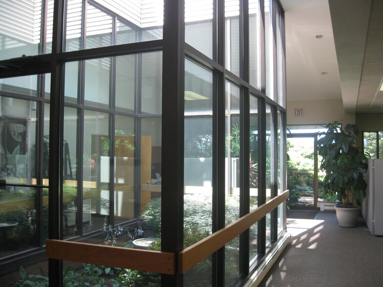 More Photos Of 8 Old Indian Trl, Middlefield Office For Lease
