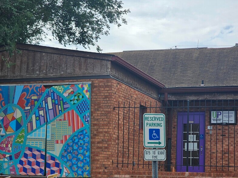 More Photos Of 2800 Caroline St, Saint Louis Specialty For Sale