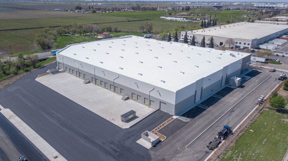 More Photos Of 4810 Fite Ct, Stockton Warehouse For Lease