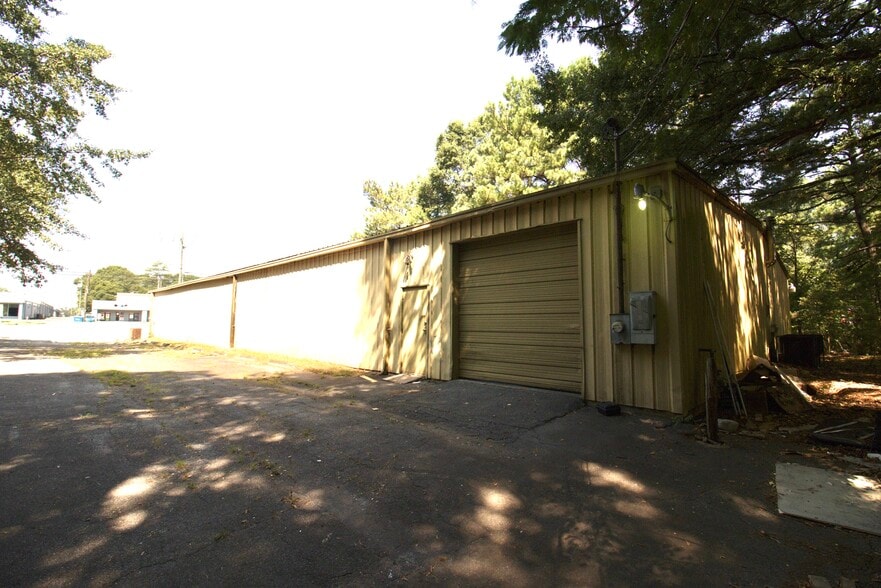 More Photos Of 6474 Ga-85 Hwy, Riverdale Freestanding For Sale