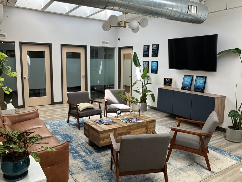 More Photos Of 1345 S Broadway, Denver Medical For Sale