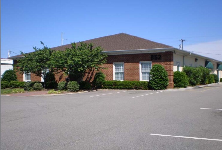 More Photos Of 850 Tidewater Dr, Norfolk Flex For Lease