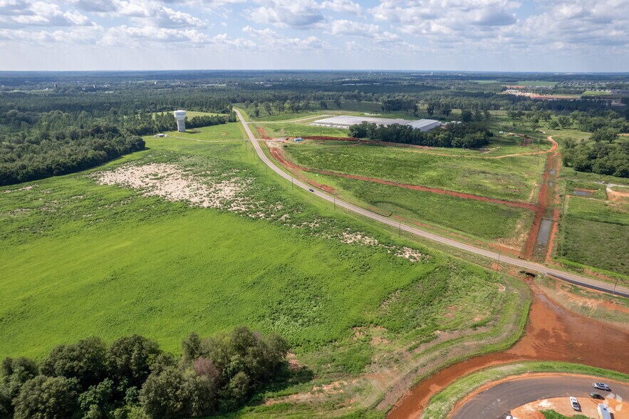 More Photos Of Robins International Blvd, Warner Robins Land For Sale