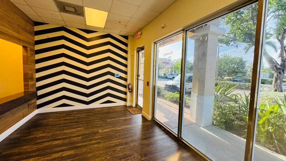 More Photos Of 951 Sansburys Way, West Palm Beach Unknown For Lease