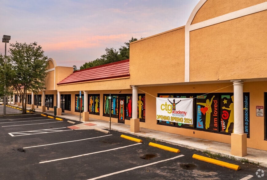 More Photos Of 1628 18th Ave S, Saint Petersburg Freestanding For Lease