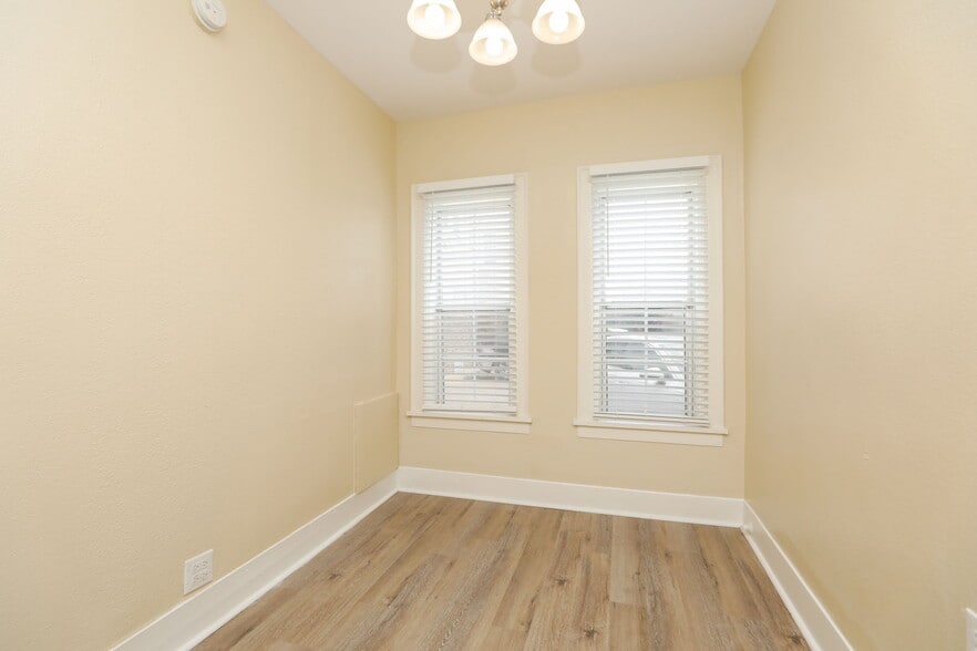 More Photos Of 717 Broadway St, Galveston Apartments For Sale