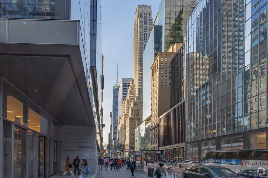 More Photos Of 500 Fifth Ave, New York Office For Lease