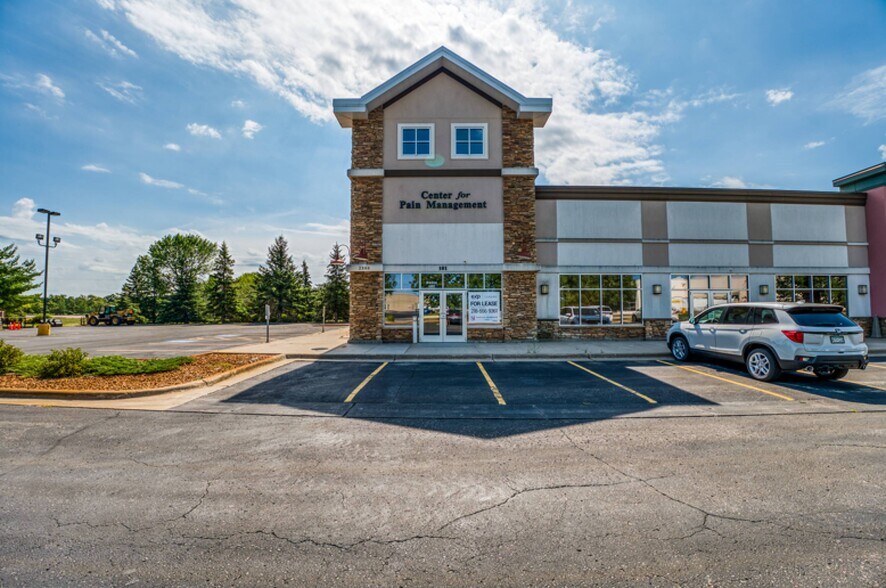 More Photos Of 2300 24th St NW, Bemidji Office For Lease