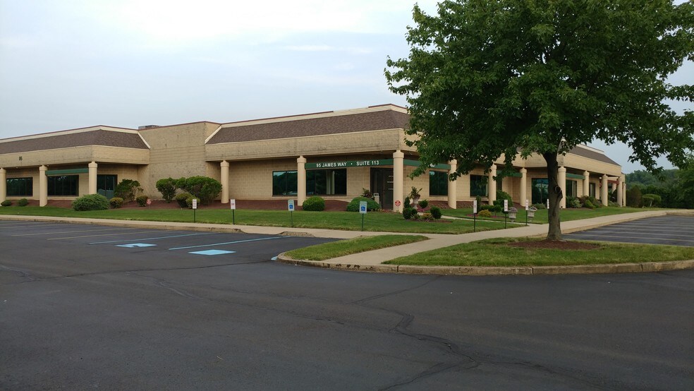 More Photos Of 95 James Way, Southampton Light Distribution For Sale