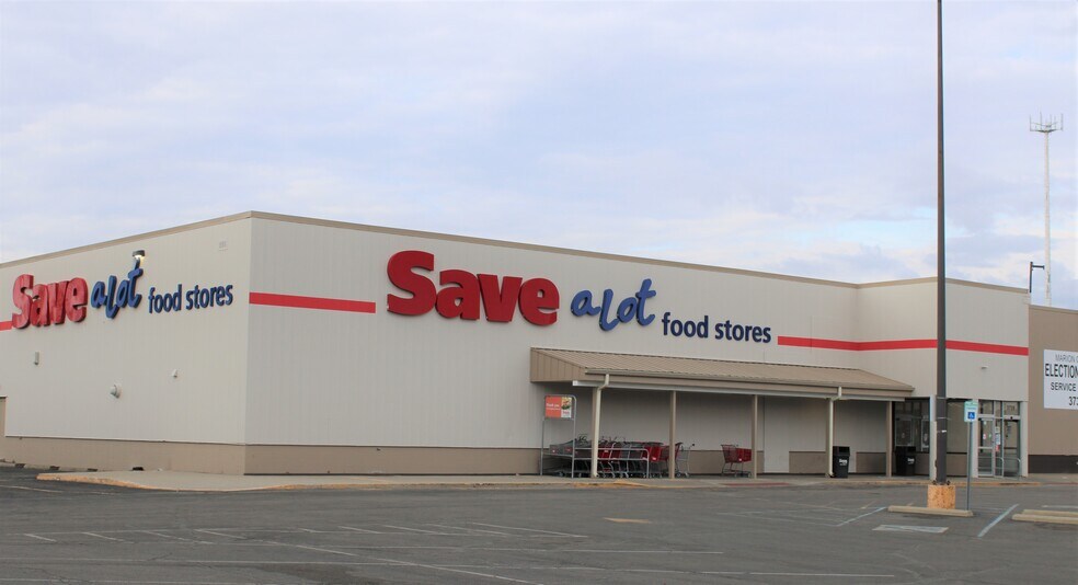 More Photos Of 16 E Sherman Dr, Indianapolis Freestanding For Lease