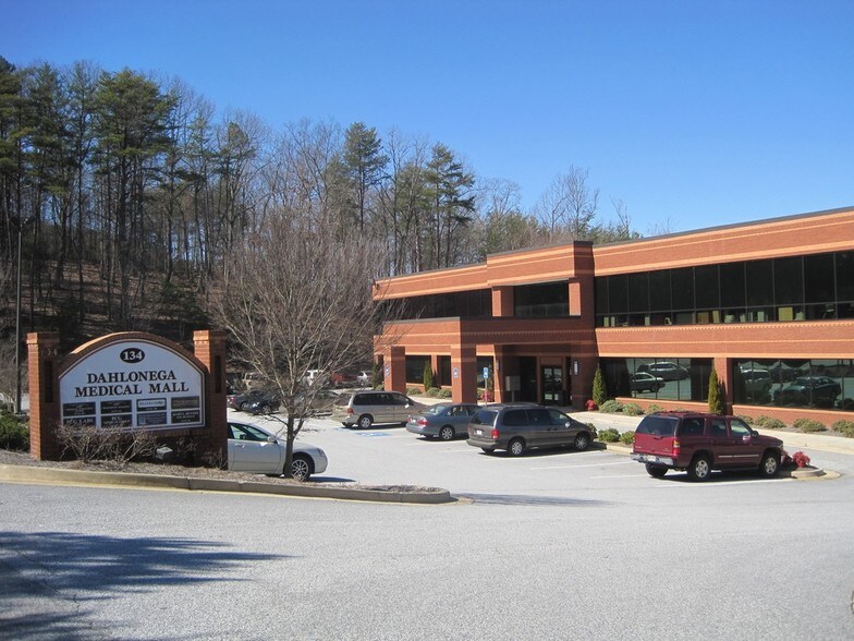 More Photos Of 134 Ansley Dr, Dahlonega Medical For Lease
