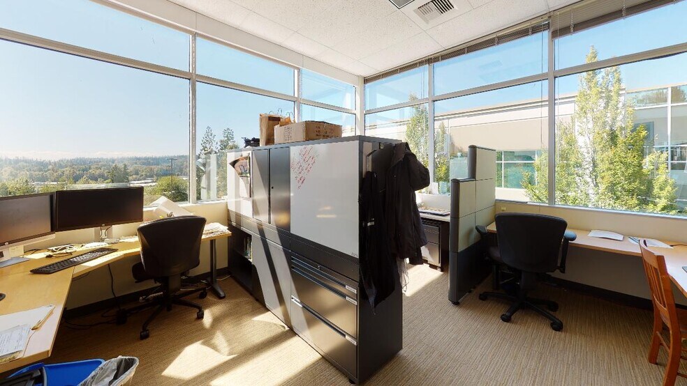 More Photos Of 22011 30th Dr SE, Bothell Unknown For Lease