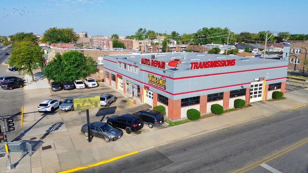 Primary Photo Of 5000 W Cermak Rd, Cicero Auto Repair For Sale