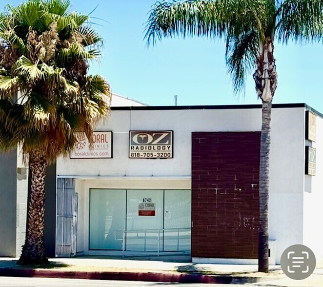 Primary Photo Of 6742 Winnetka Ave, Winnetka Office For Lease