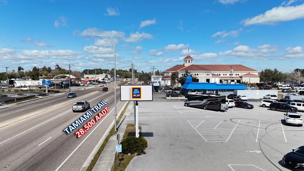 More Photos Of 1023 N Us Highway 41, Ruskin Supermarket For Lease