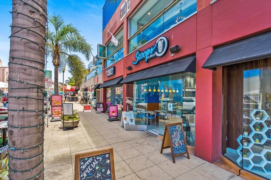 More Photos Of 1025 Prospect St, La Jolla General Retail For Sale