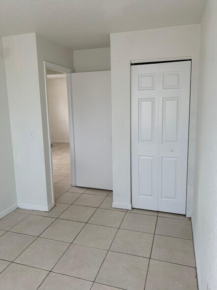 More Photos Of 1634 W 26th Ct, Riviera Beach Apartments For Sale